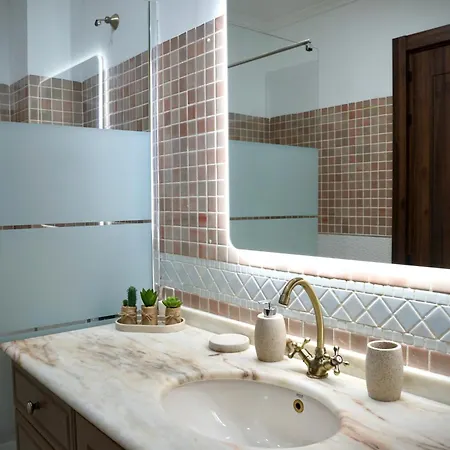 Dramaturgo Faust Hernandez Prime Διαμέρισμα *